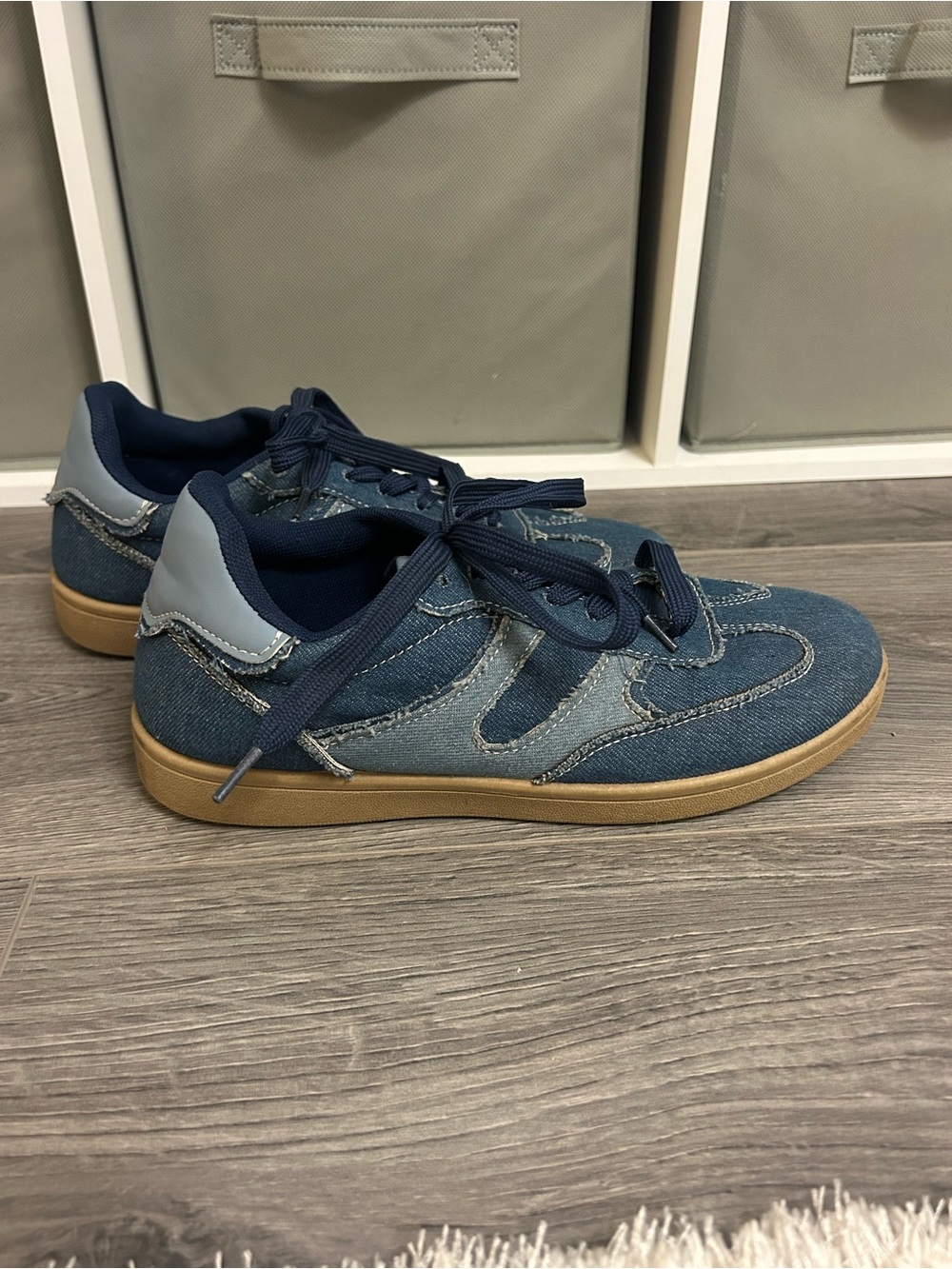 BRIGHTON Denim Low-Top Sneakers in Navy and Light Blue
